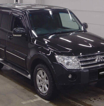 Mitsubishi Pajero 2013