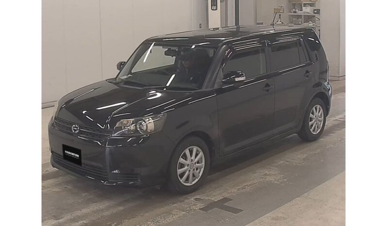 
Toyota Corolla Rumion 2011 full									