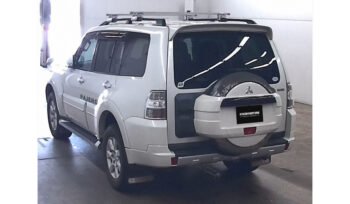 Mitsubishi Pajero 2013