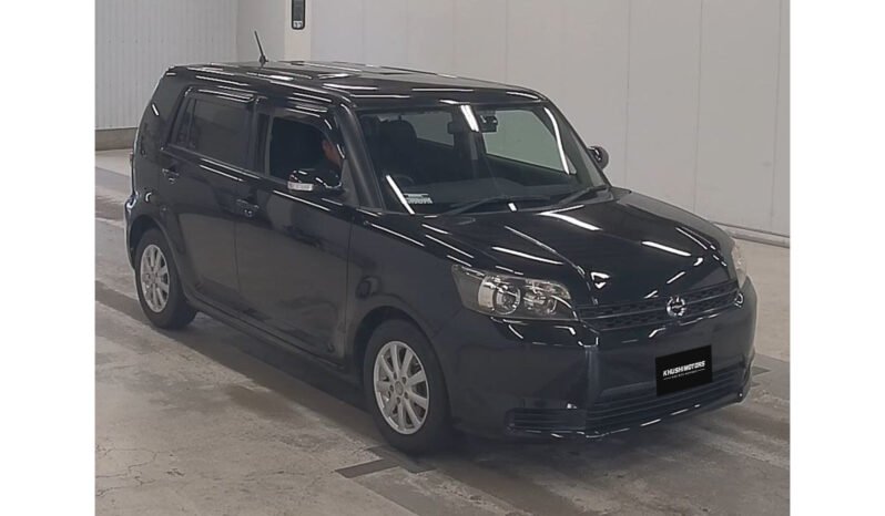 Toyota Corolla Rumion 2011